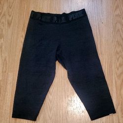 PINK YOGA CAPRI PANTS..SIZE MED WOMENS..GOOD CONDITION!