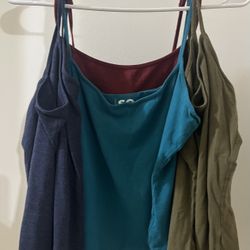 4-woman’s tank tops all for 10.00 (large)