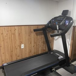 Horizon Incline Treadmill
