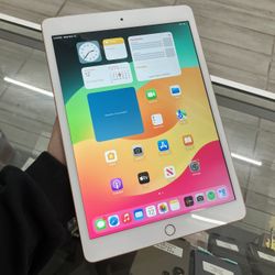 Christmas Is Coming! Like New Cheap iPad 7 Cash Or $50 Down
