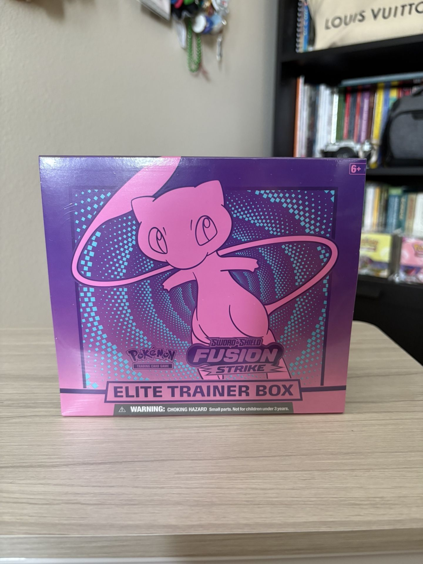 Fusion Strike ETB