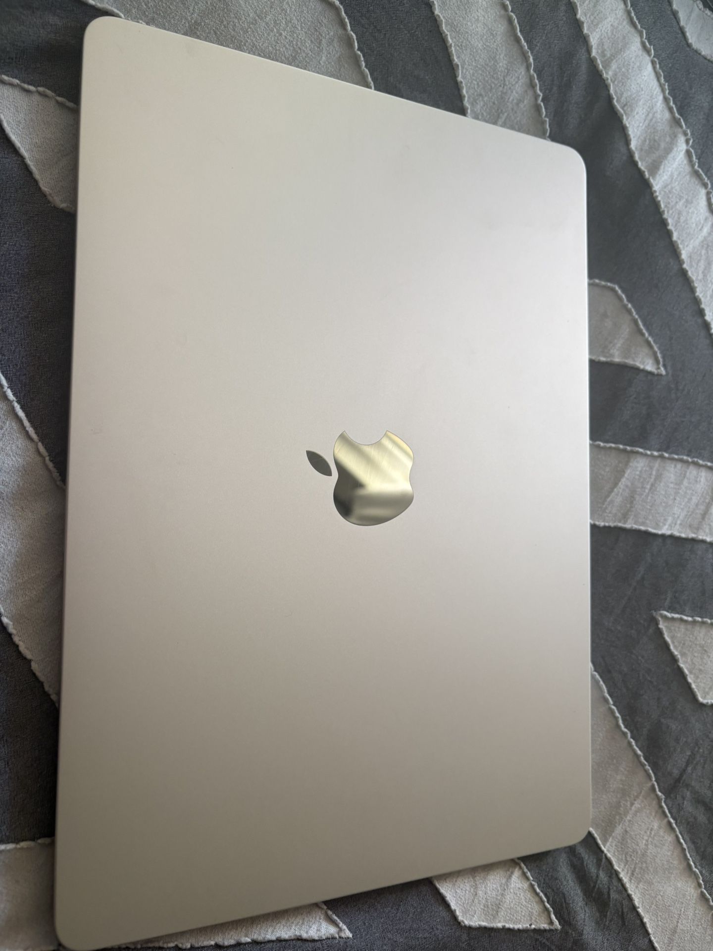 MacBook Air M2