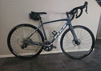 Fuji Carbon bike