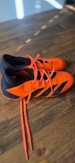 Adidas soccer cleats size 5.5