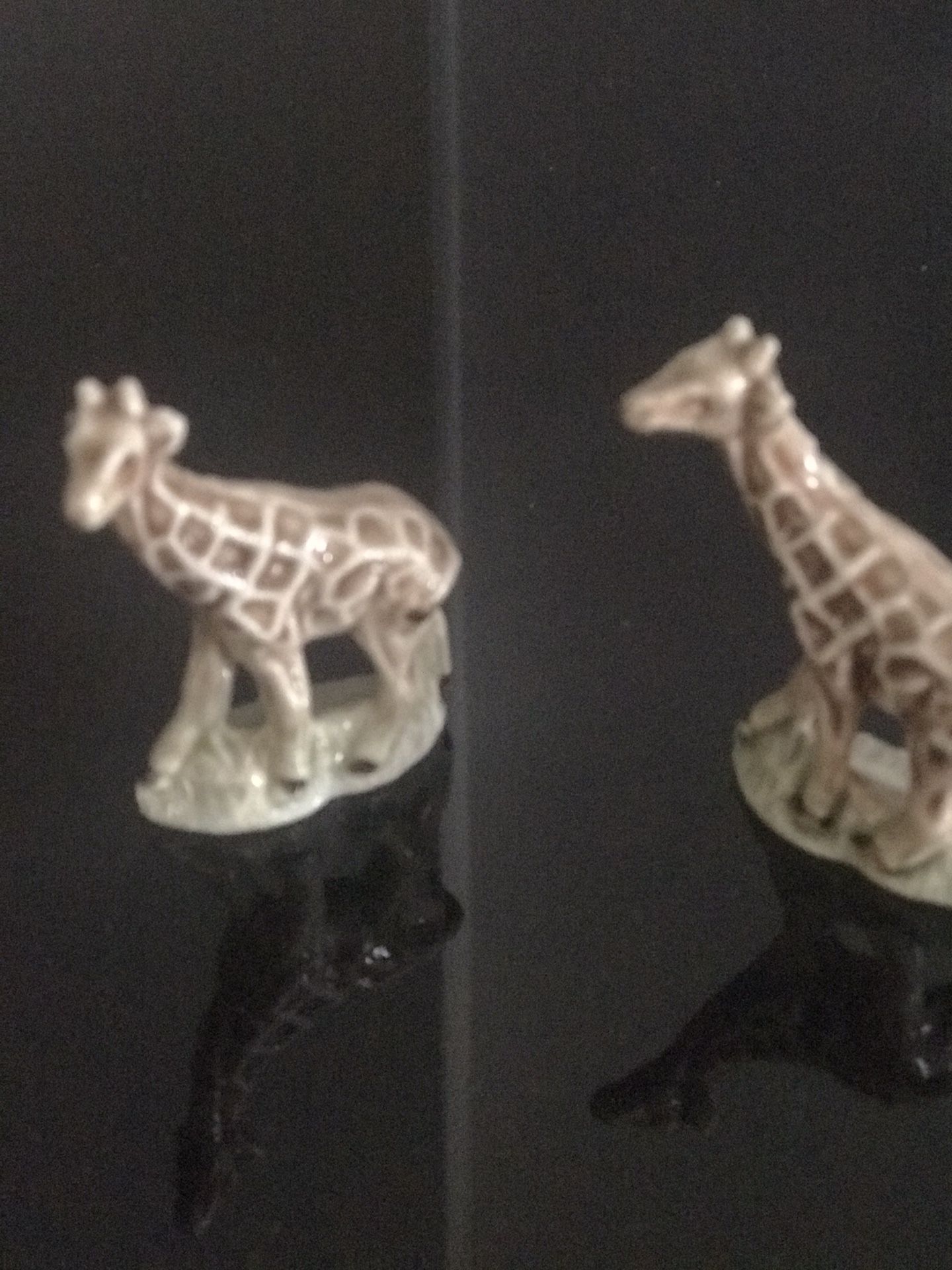 Giraffe figurine