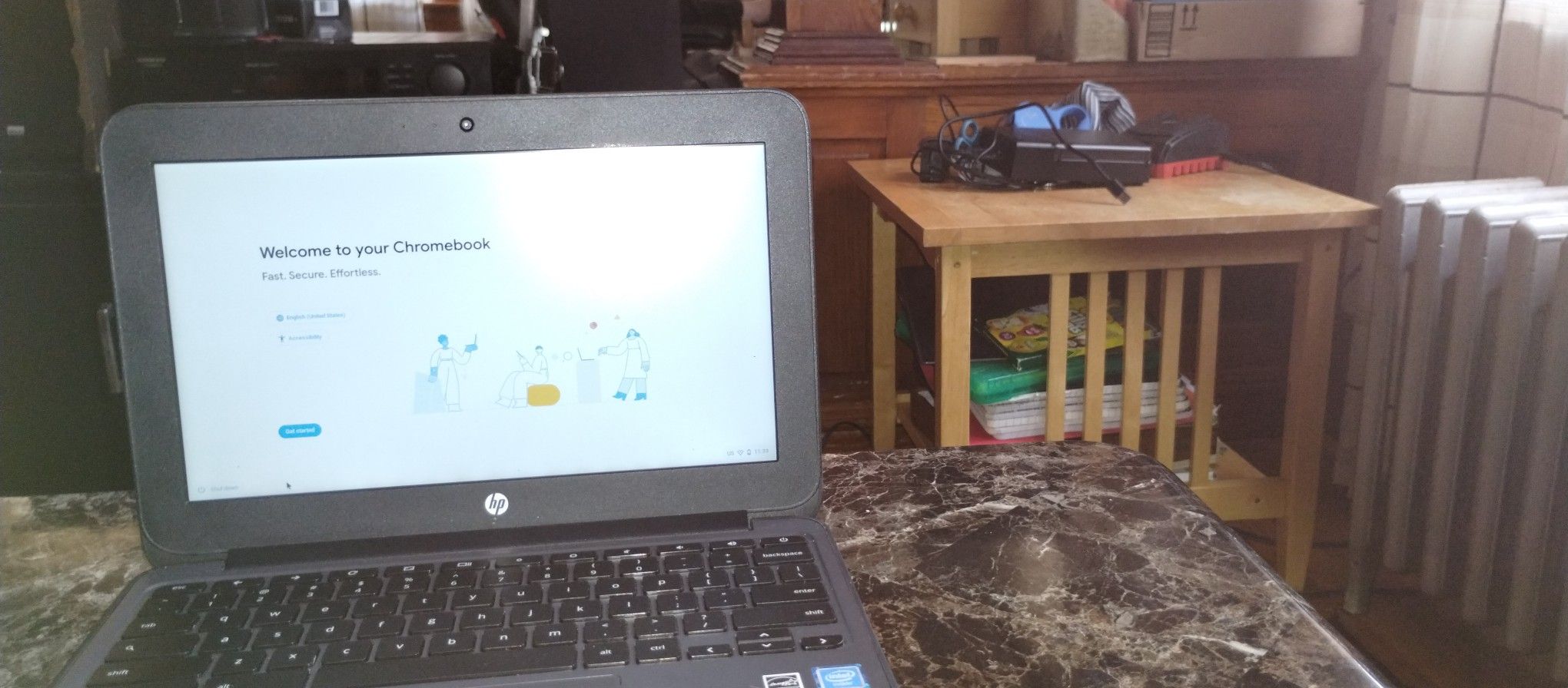Fully Unlocked HP Chromebook With Charger