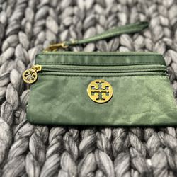 Vintage Tory Burch small zipper clutch/wallet