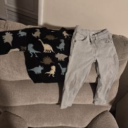 Zara boys 2t Sweater And Jeans 