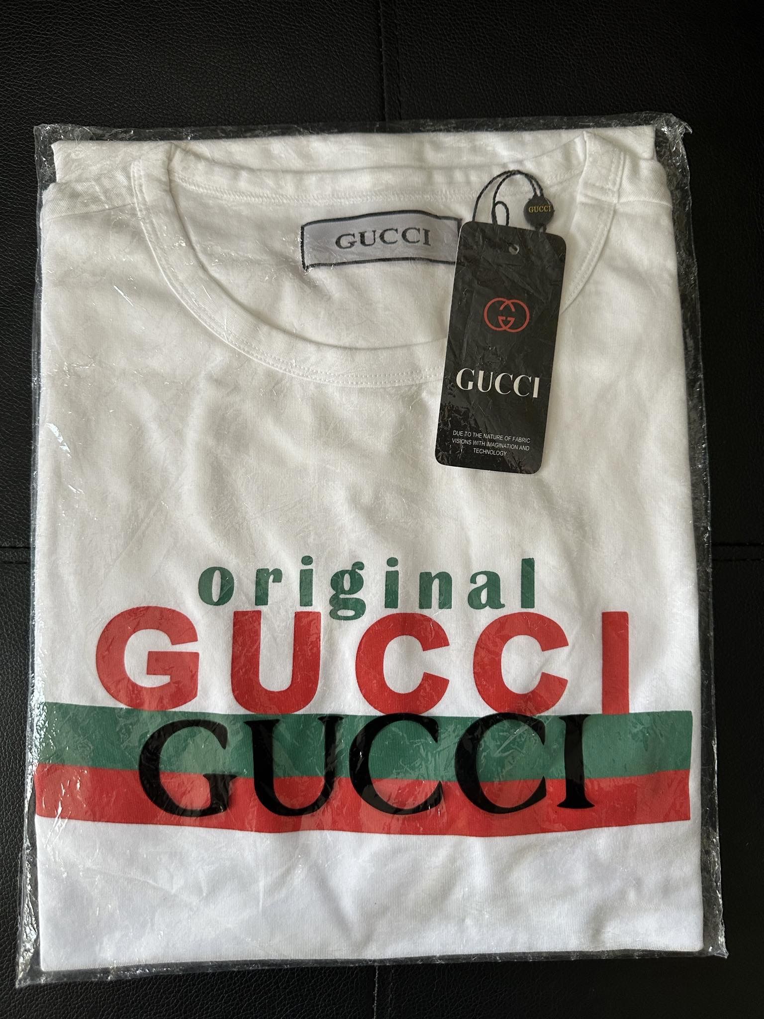 GUCCI T-shirt
