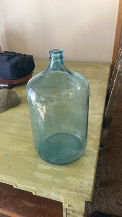 Vintage Arrowhead water jug