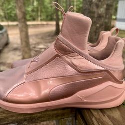 Puma Sneakers