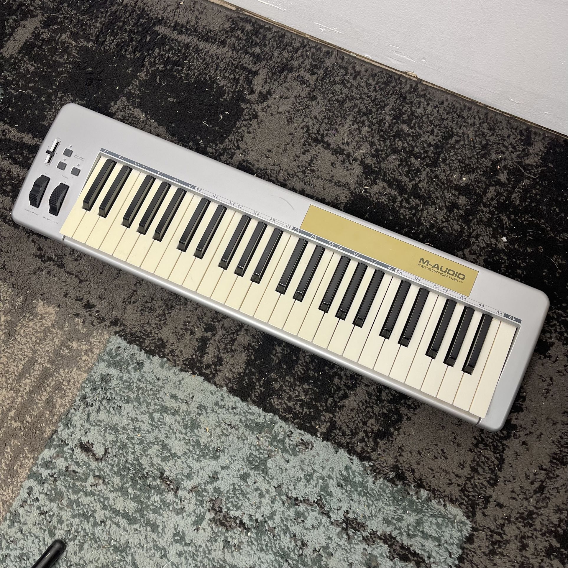 Keyboard M Audio Keystation Midi Board