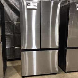 Samsung Refrigerator 30Cu ft 