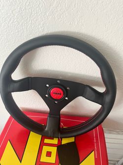 MOMO v2 Racing Wheel W/ Horn Button + Hardware