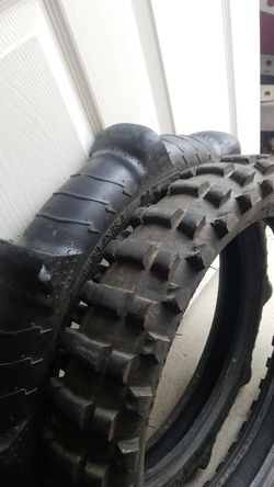 Dirt bike tires