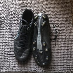 nike tiempo size 8