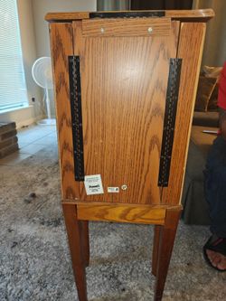 Jewelry armoire