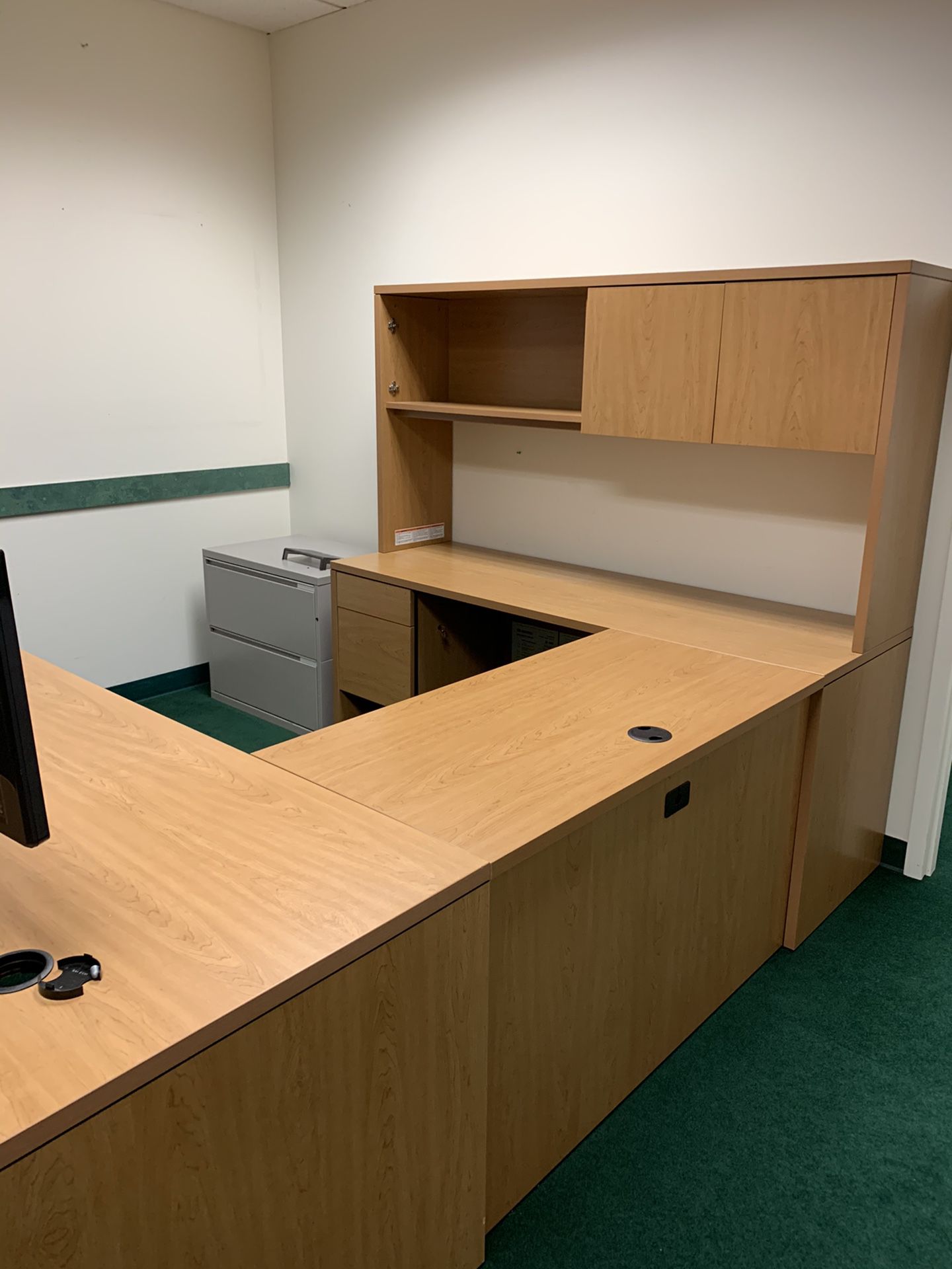4 piece office desk - Make offer