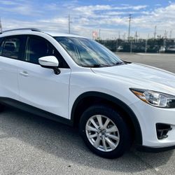 2016 Mazda CX- Sport 