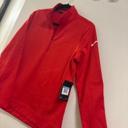 Women’s Nike thermal half zip size M