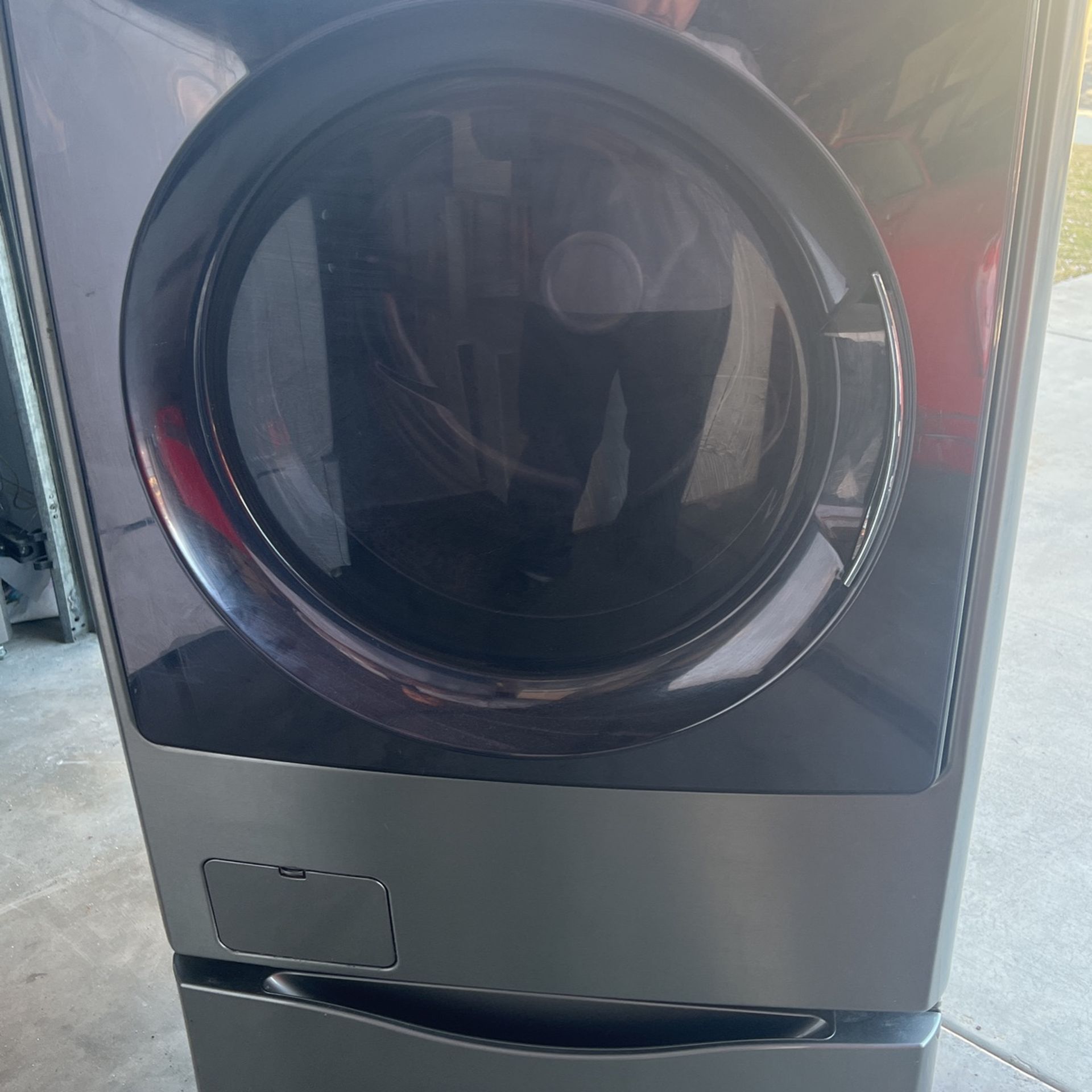 Kenmore Elite Washer/Dryer W/pedestals for Sale in Bakersfield, CA OfferUp