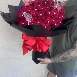 Ramo Buchon 100 Roses 