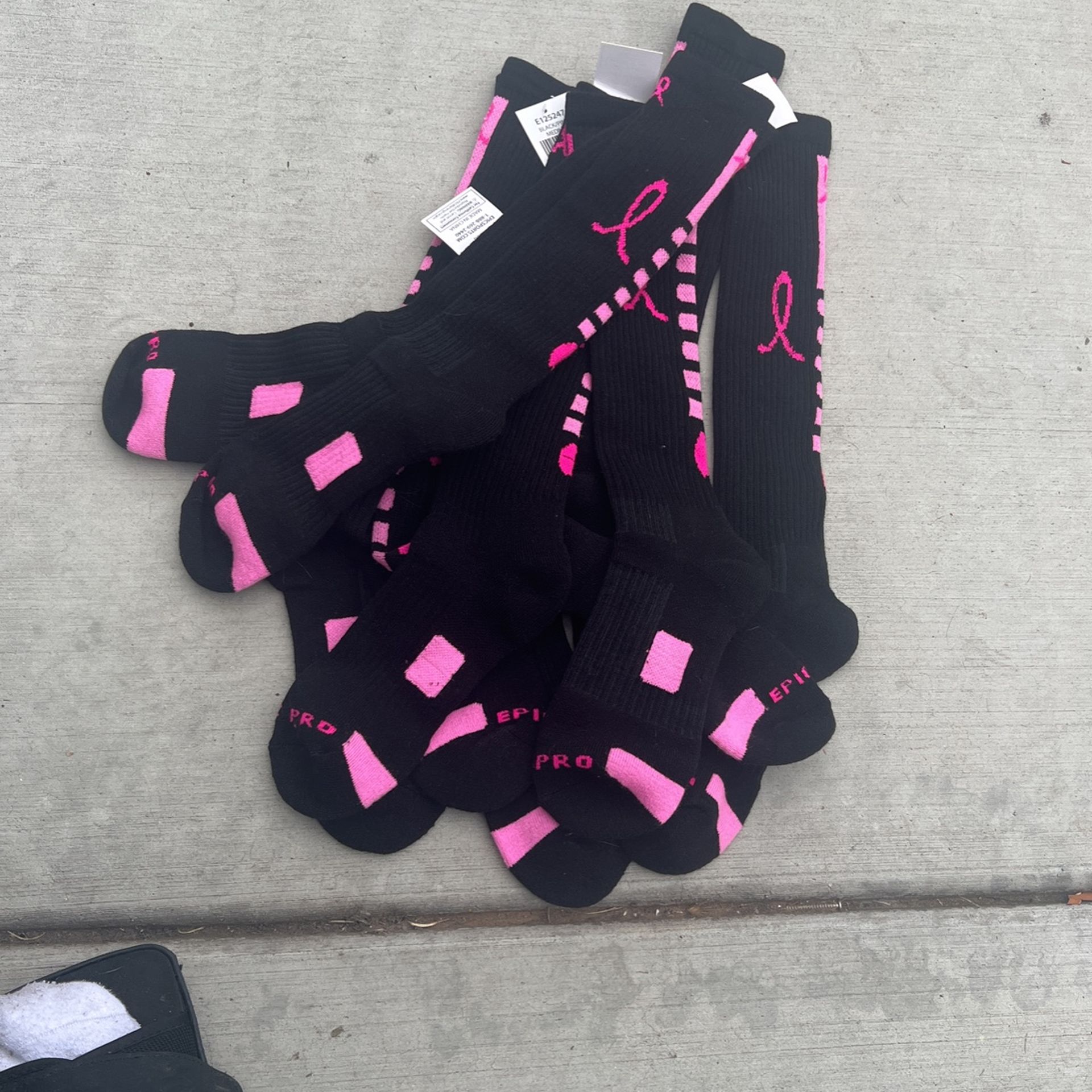 5 Pairs Women’s Size Medium High Quality Breast, Cancer Awareness, Sports Socks, Softball