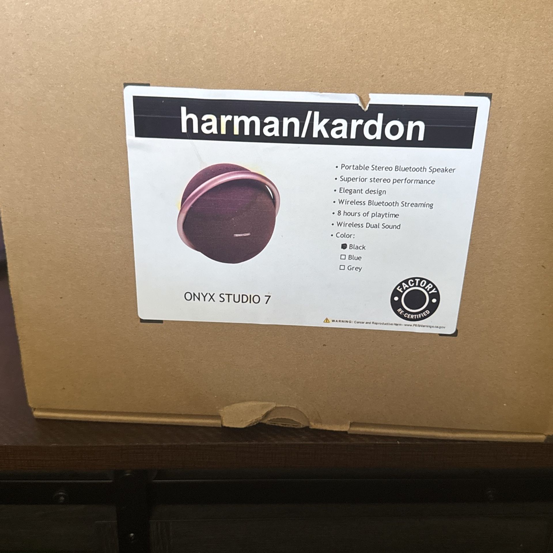 harman/Kardon Studio 7 Bluetooth Speaker 