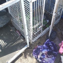 Heavy Duty Carrot Cage Used