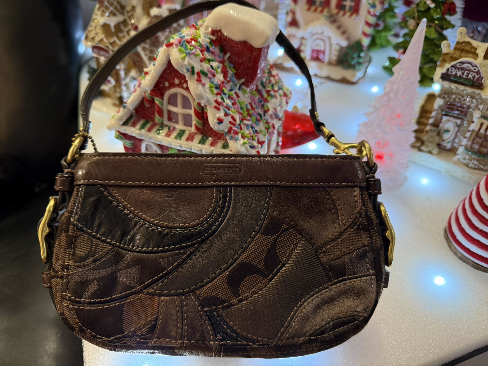 Coach Vintage Zoe Wristlet