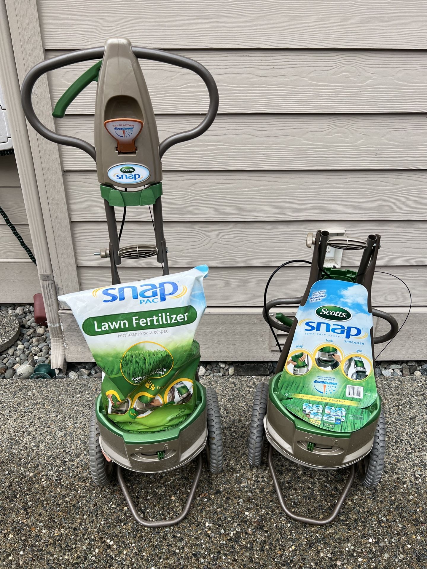 Scotts “Snap” Spreader System.
