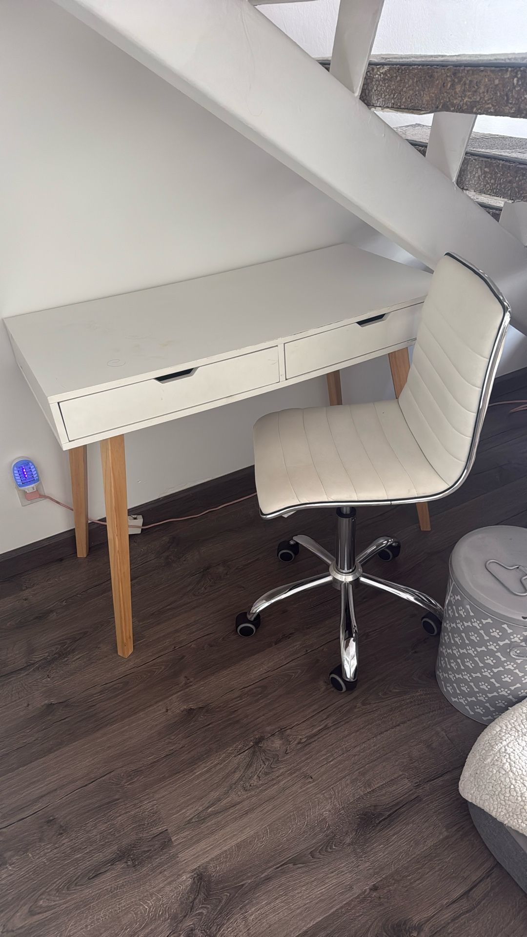 Desk And Chair