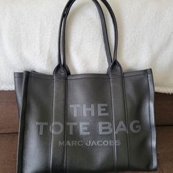 The Tote Bag - Marc Jacobs 