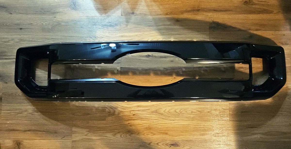 2020-2022 Superduty XL Gloss Black Grille Overlay
