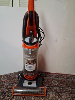 Bissell CleanView Upright Vacuum Cleaner