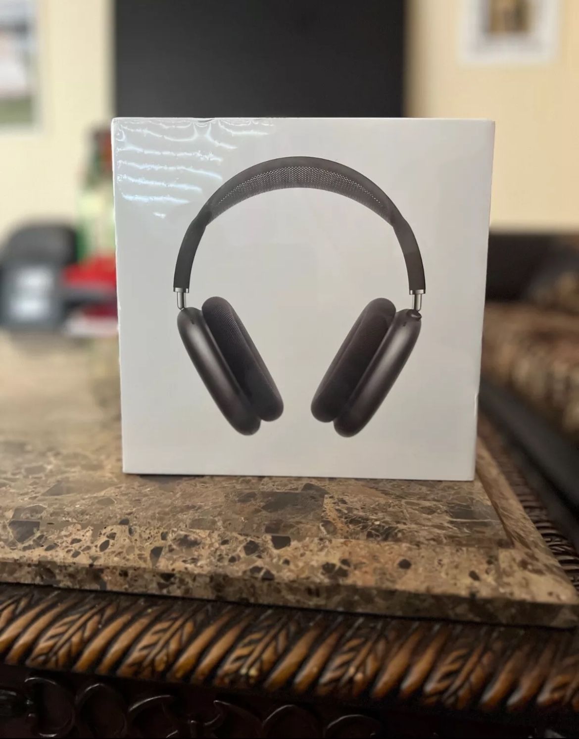 Airpods Maxes