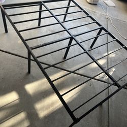 Full Size Bedframe 20 Inches Perfect For Putting Tubs Under 
