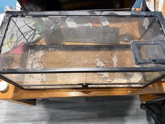 Reptile Terrarium Glass Enclosure with Mesh Lid