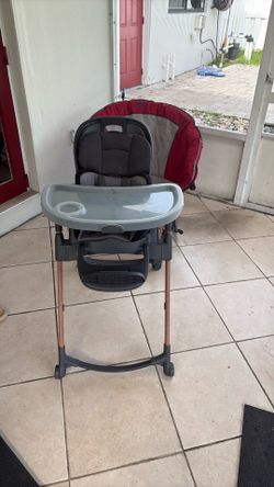 Maxi cosi high chair