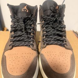Dark Chocolate, 9.5 Air Jordan 1 SE Mid (Authentication Verifiable)