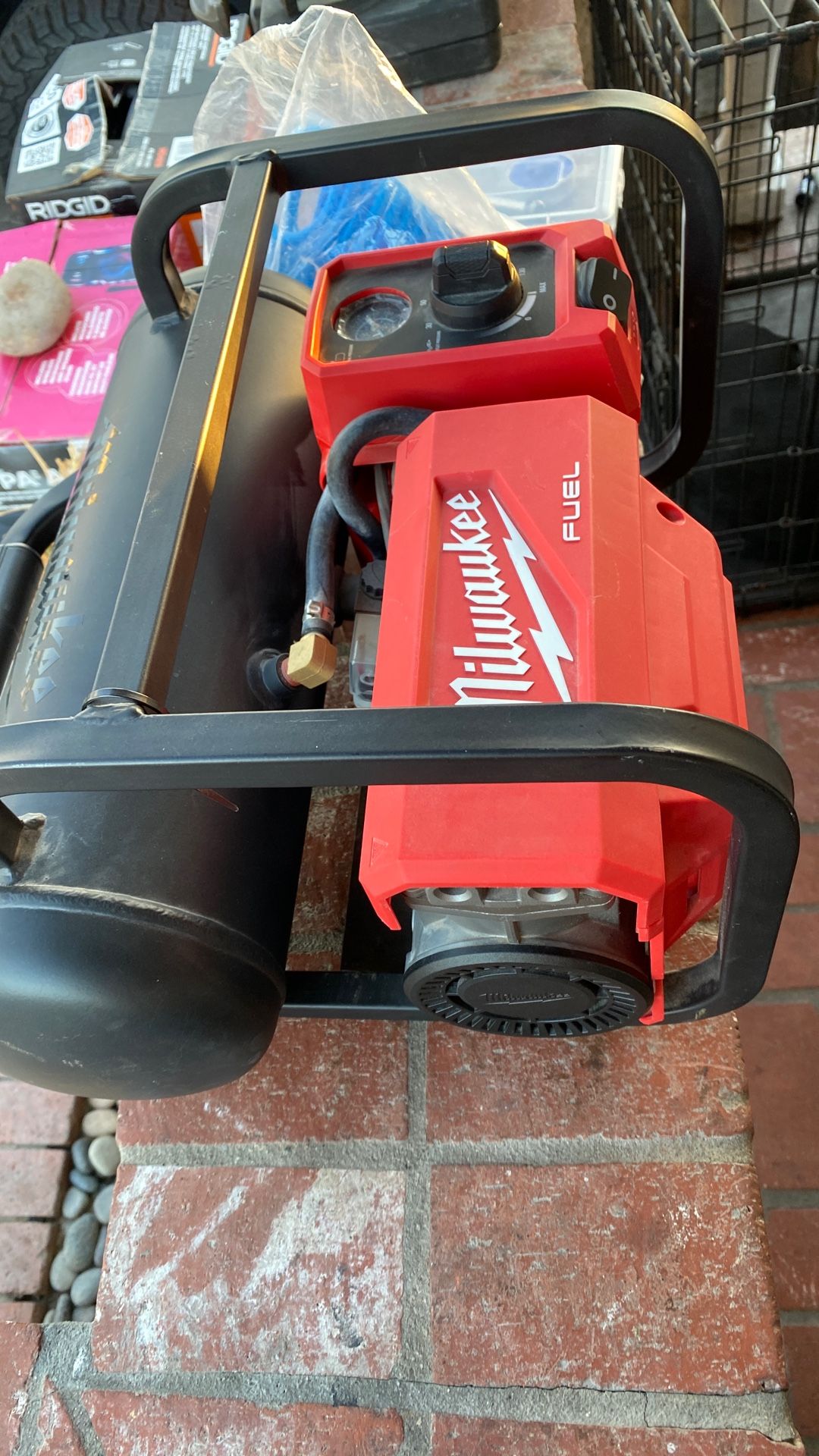 Milwaukee Fuel Air Compressor