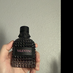 Valentino intense 90% full