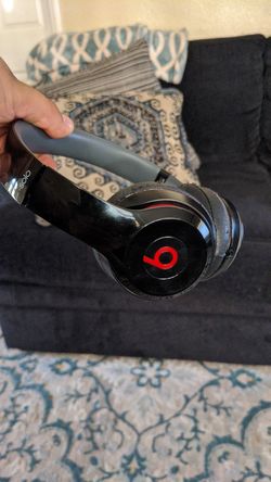 Beats solo headphones