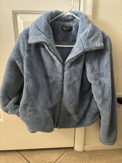 Dreamy Blue Fuzzy Zip Up☁️❄️
