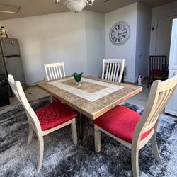 Dining Table 🔺