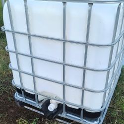 275 Gallon water tank tote IBC rinsed metal cage Gal G