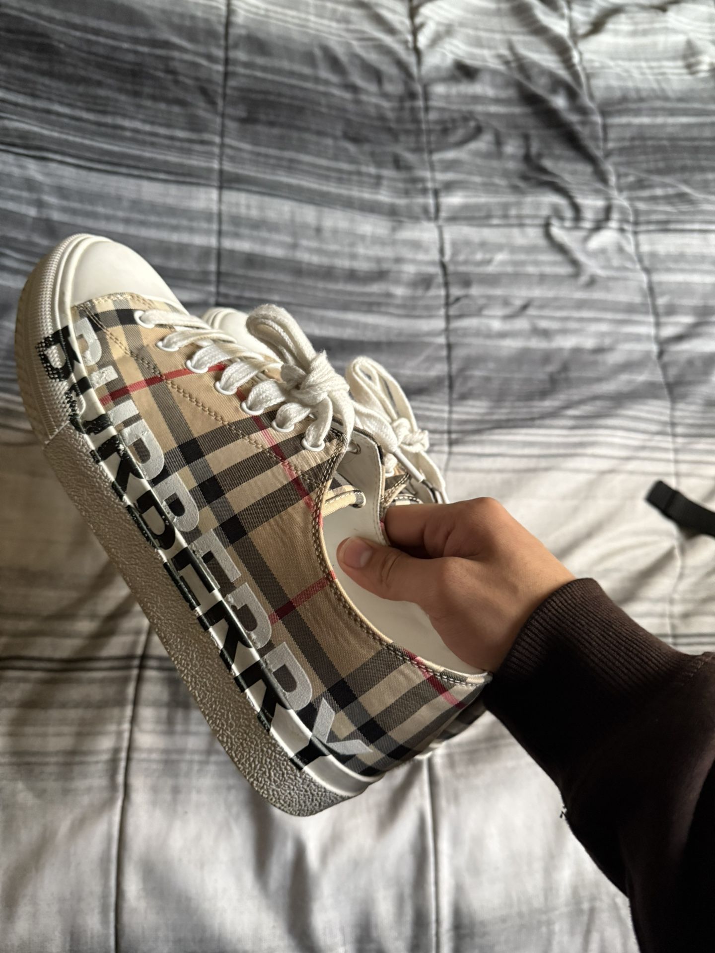 Burberry shoes