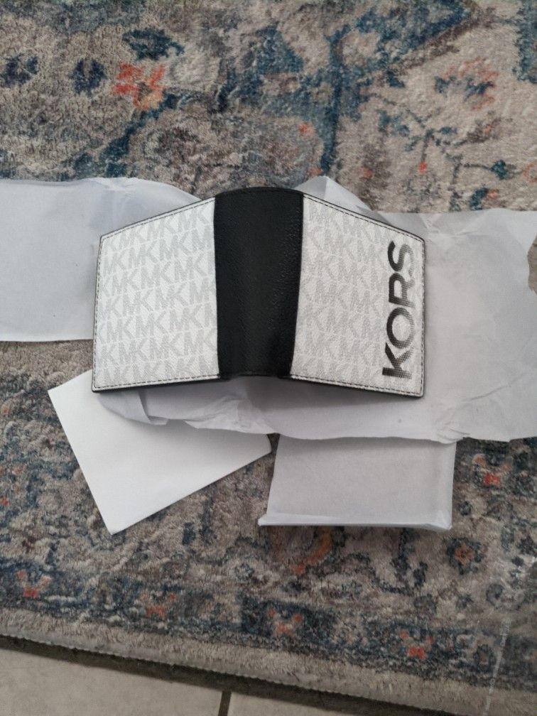 MICHAEL KORS WALLET
