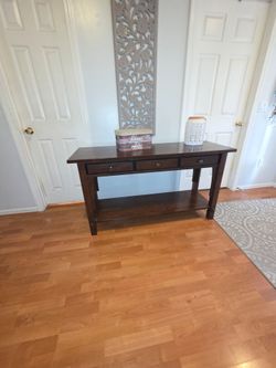 Entryway table