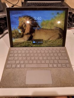 Microsoft Surface Pro 7 with keyboard Core i5-1035G4 1.1GHz 8Gb RAM